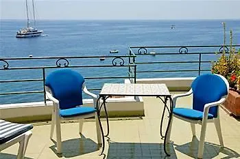 Otel Aurora 4*