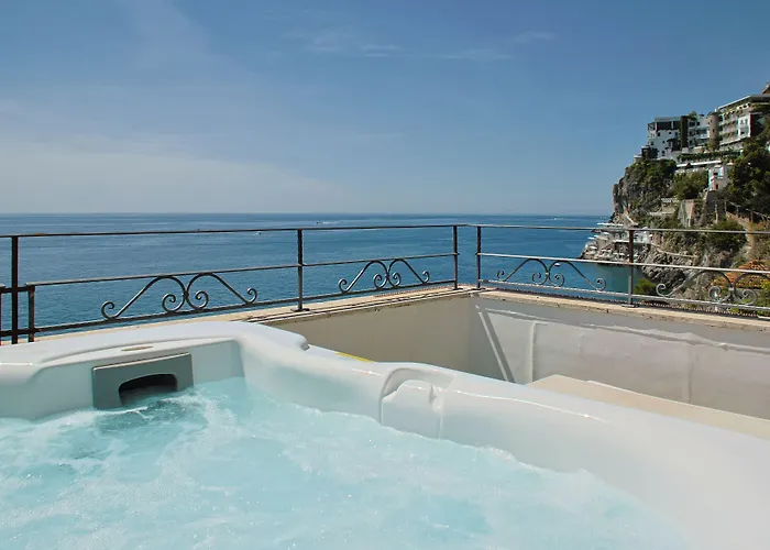 ホテル アウロラ アマルフィ