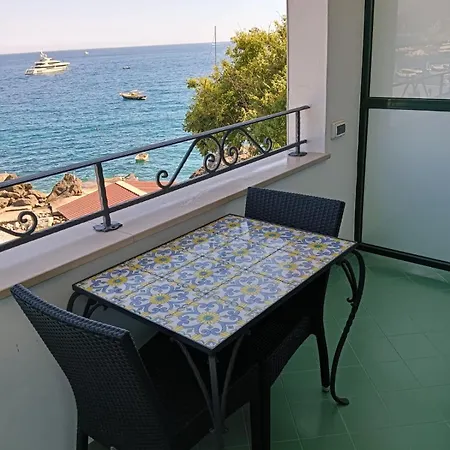 오로라 호텔 아말피