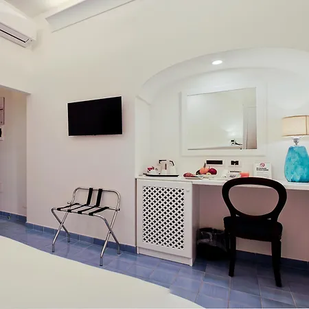 Hotel Aurora 4*